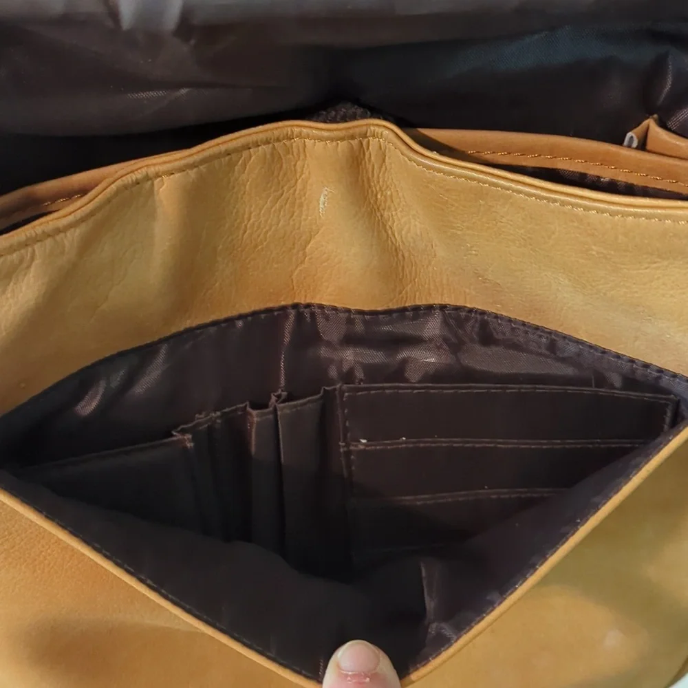 Kenneth Cole Leather Tablet case